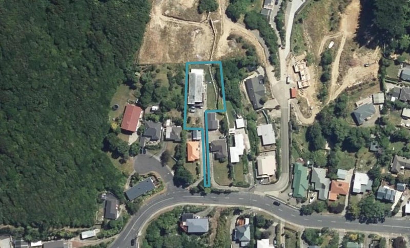 195A Miromiro Road, Normandale, Lower Hutt - Carousel 1