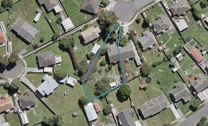 5 Bryant Grove, Taita, Lower Hutt - Carousel 1