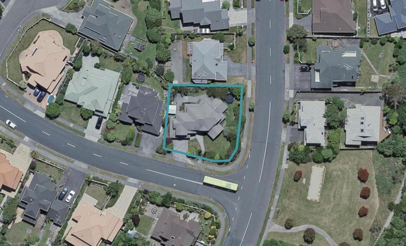 156 Westchester Drive, Churton Park, Wellington - Carousel 1