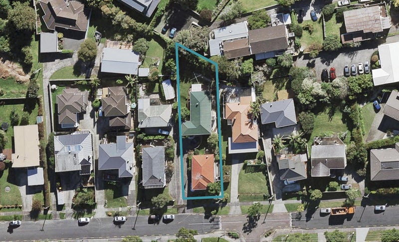 2/9 Peach Road, Glenfield, Auckland - Carousel 1