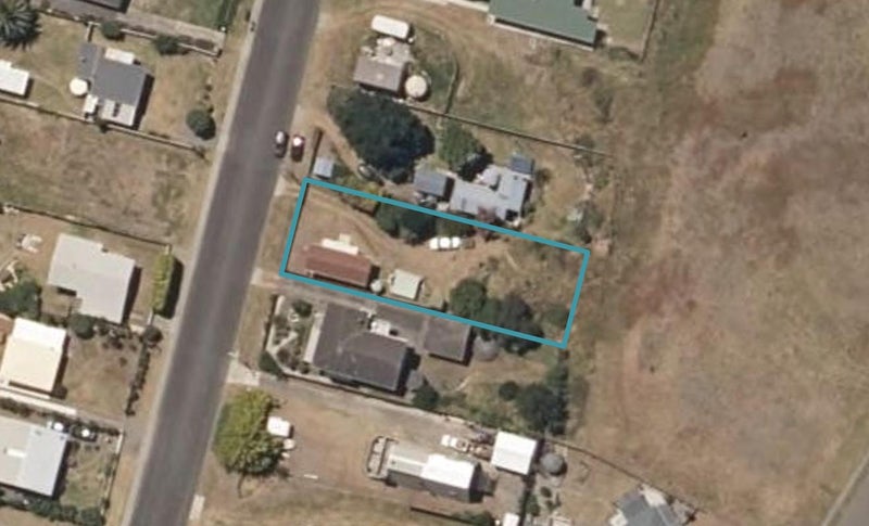 78 Kahukura Avenue, Waitārere Beach, Levin - Carousel 1