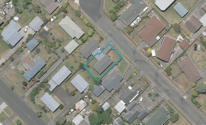 27 Lindsey Crescent, Springvale, Whanganui - Carousel 1