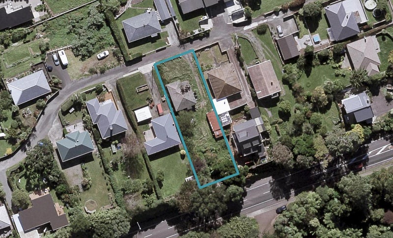 14 Moana Crescent, Blagdon, New Plymouth - Carousel 1