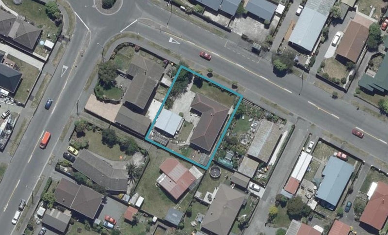 113 Queenspark Drive, Parklands, Christchurch - Carousel 1