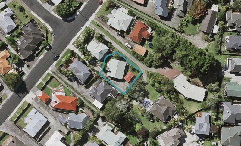 19A Merriefield Avenue, Forrest Hill, Auckland - Carousel 1