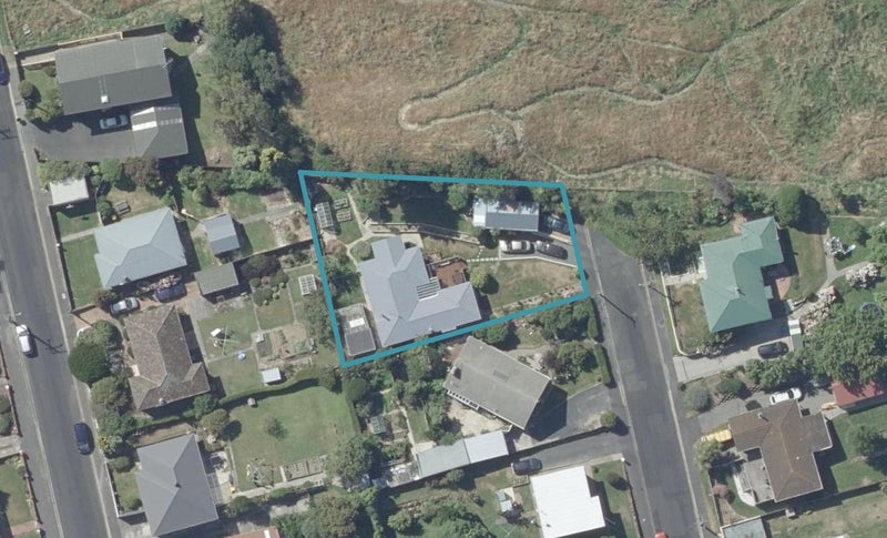 22 Shulma Street, Abbotsford, Dunedin - Carousel 1