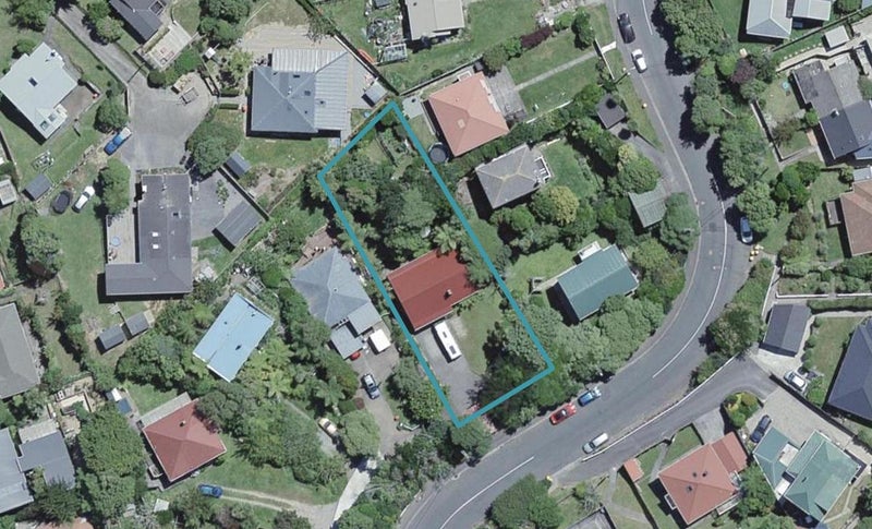 76 Sunshine Avenue, Karori, Wellington - Carousel 1