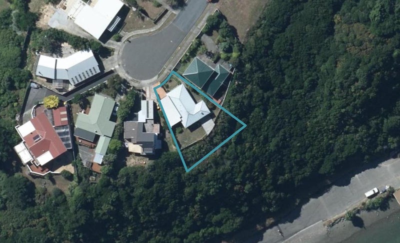 41 Inlet View, Titahi Bay, Porirua - Carousel 1