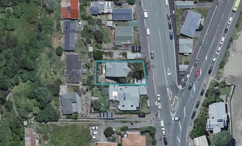 250 Sutherland Road, Lyall Bay, Wellington - Carousel 1