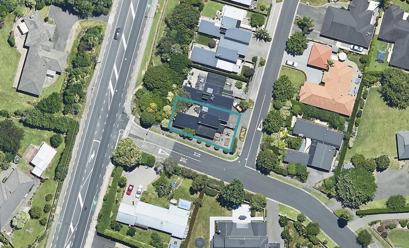 1 Jarrah Park Drive, Pyes Pa, Tauranga - Carousel 1