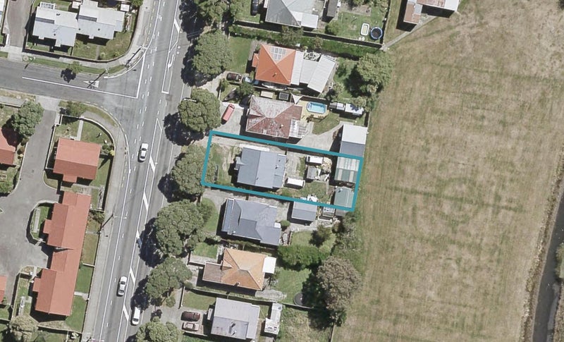 110 Randwick Road, Moera, Lower Hutt - Carousel 1
