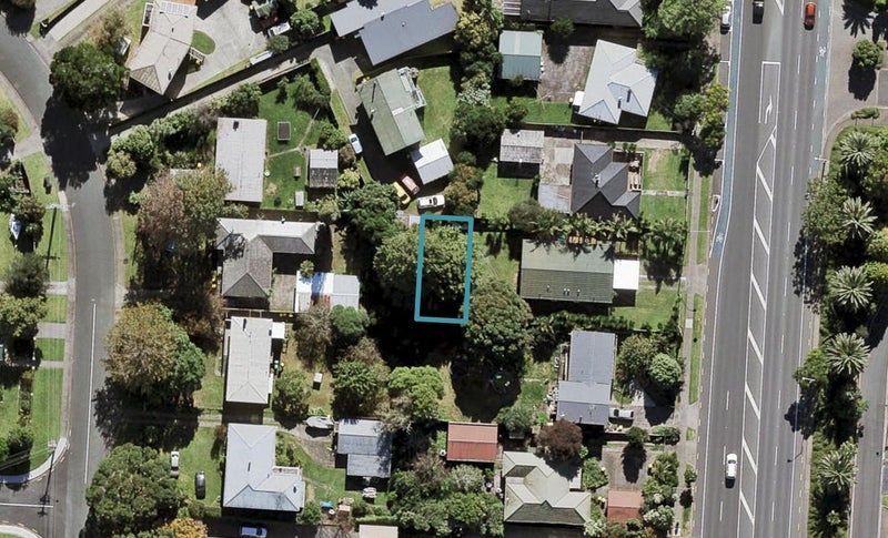 502D Te Atatu Road, Te Atatū Peninsula, Auckland - Carousel 1