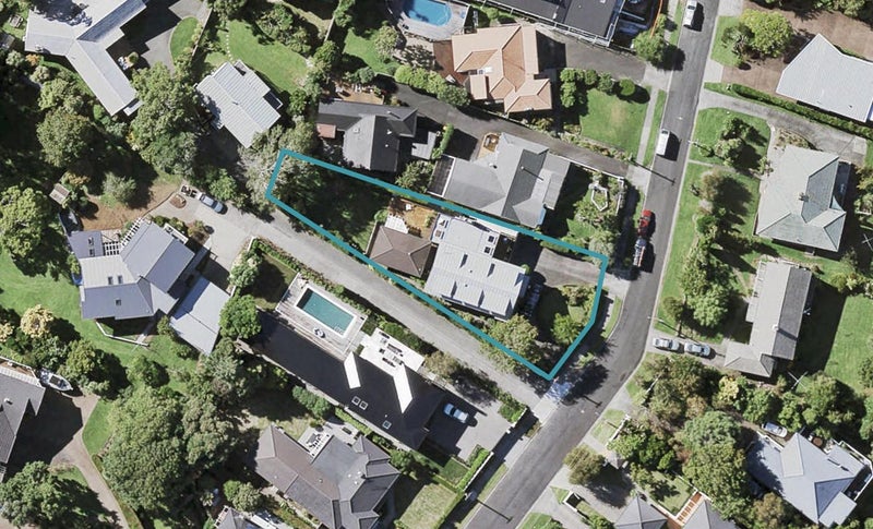 54 Parkhill Road, Mellons Bay, Auckland - Carousel 1