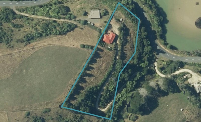 1207 Harbour Road, Hauturu, Oparau - Carousel 1