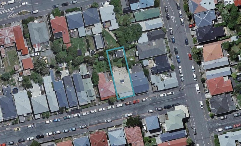 27 Picton Avenue, Newtown, Wellington - Carousel 1