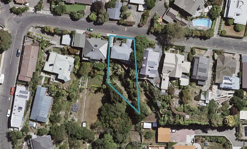6 Lighthouse Road, Bluff Hill, Napier - Carousel 1