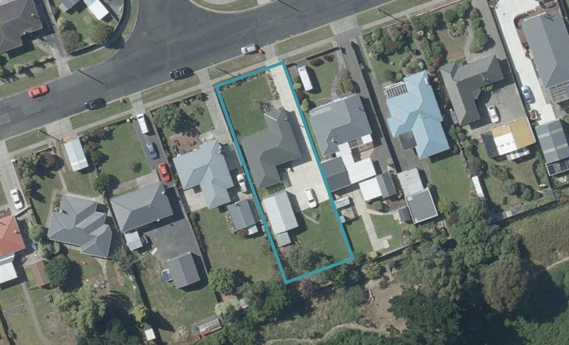 21 Viscount Road, Waldronville, Dunedin - Carousel 1