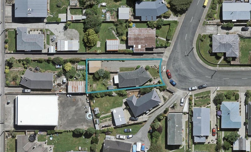 36 Edinburgh Crescent, Waikiwi, Invercargill - Carousel 1