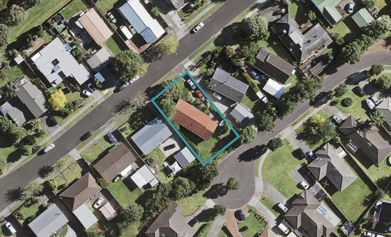 20 Bluewater Place, Wattle Downs, Auckland - Carousel 1
