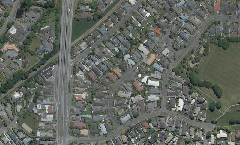 21 Creese Place, Redwood, Christchurch - Carousel 1