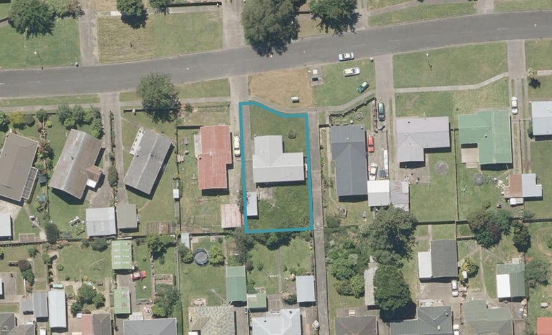 30 Hackett Street, Whanganui East, Whanganui - Carousel 1