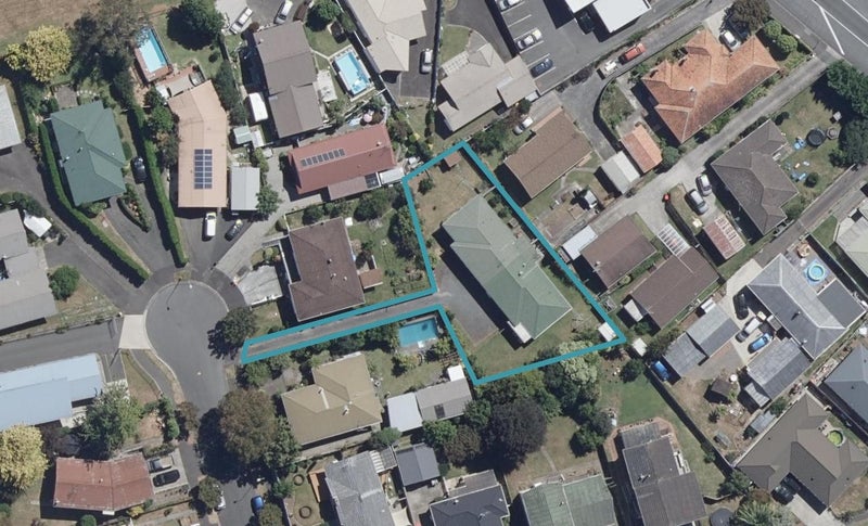 24 Kensington Place, Fairfield, Hamilton - Carousel 1