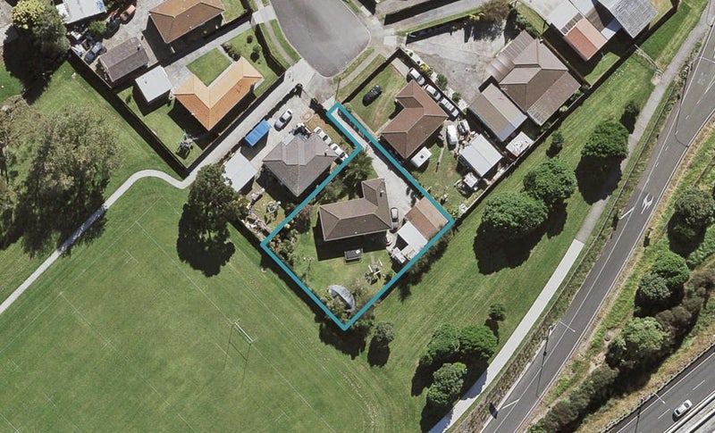 17 Tacon Place, Mangere, Auckland - Carousel 1