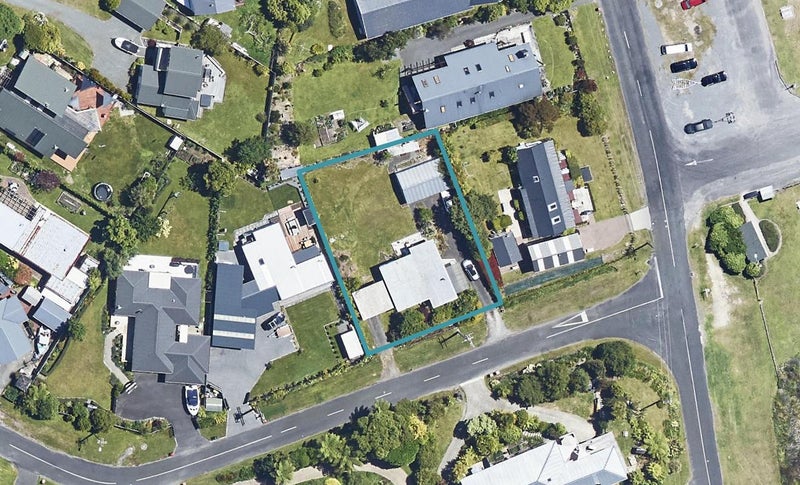 8 Benn Road, Lake Okareka, Rotorua - Carousel 1