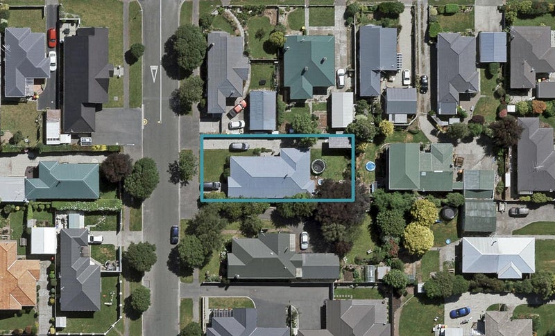 27 Salford Street, Windsor, Invercargill - Carousel 1