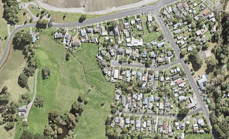 20 Banks Road, Papakura - Carousel 1