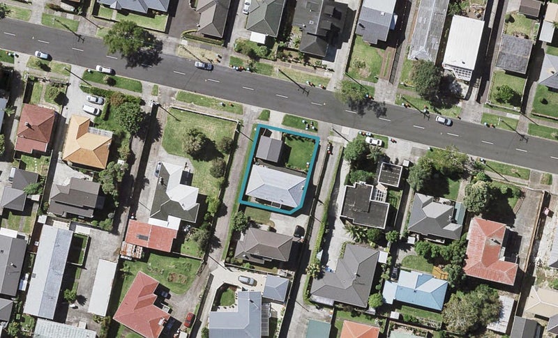 51 Kings Road, Panmure, Auckland - Carousel 1