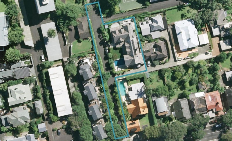 1 Masefield Avenue, Herne Bay, Auckland - Carousel 1