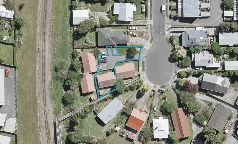 5A Awamutu Grove, Waiwhetu, Lower Hutt - Carousel 1