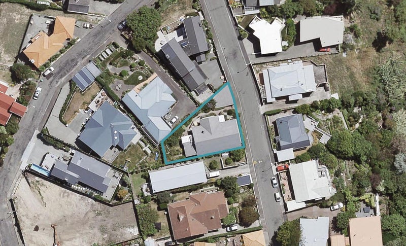 34 Fitzroy Road, Bluff Hill, Napier - Carousel 1