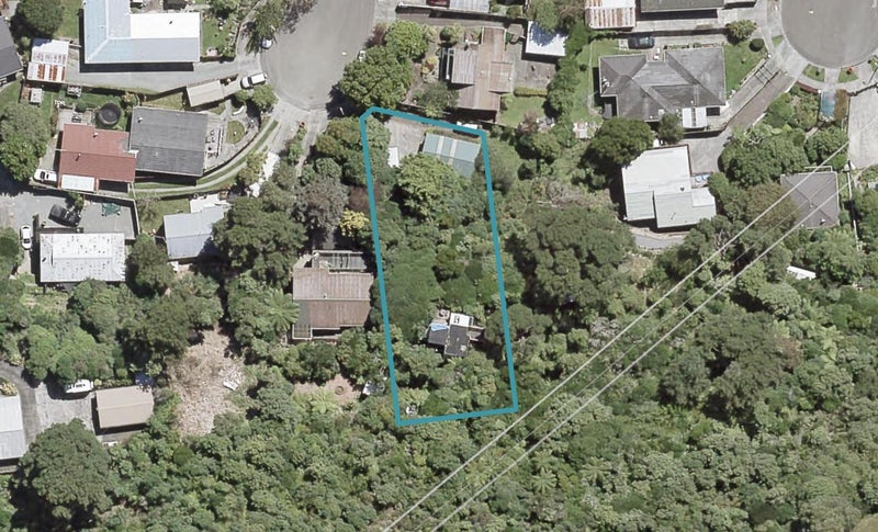 15 Crystal Grove, Birchville, Upper Hutt - Carousel 1
