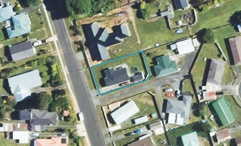 134 Brecon Road, Stratford, Stratford - Carousel 1
