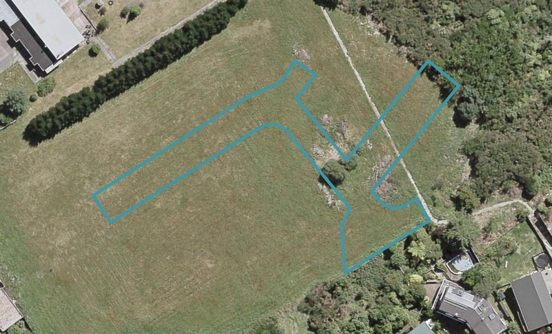 19 Thornbury Lane, Timberlea, Upper Hutt - Carousel 1