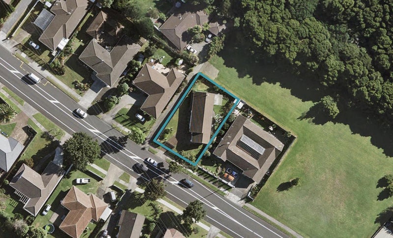 116 Everglade Drive, Totara Heights, Auckland - Carousel 1