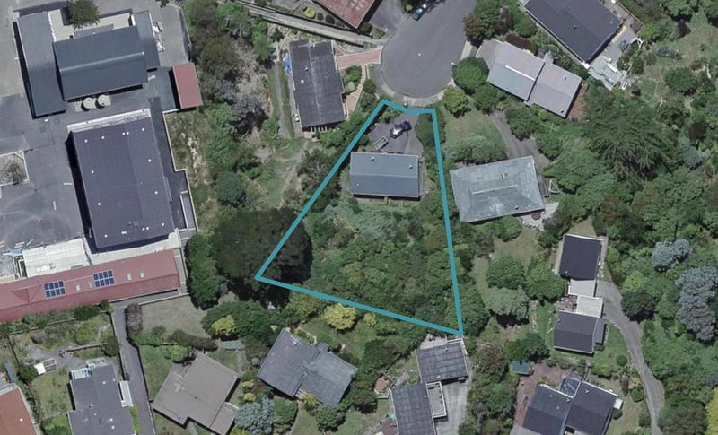 1/15 Dormar Place, Churton Park, Wellington - Carousel 1