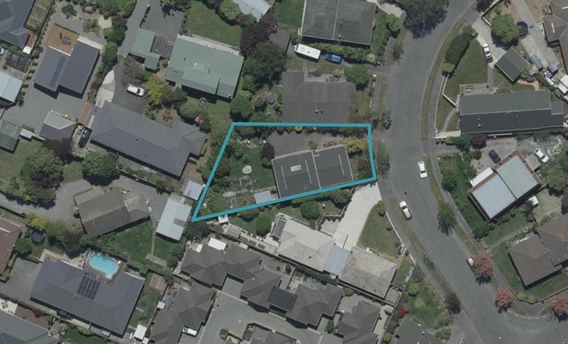 31 Delaware Crescent, Russley, Christchurch - Carousel 1
