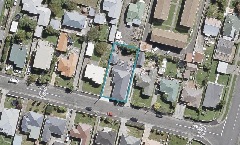 15 Meadows Avenue, Waiwhetu, Lower Hutt - Carousel 1