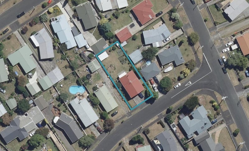 3 Patrick Place, Fitzroy, Hamilton - Carousel 1