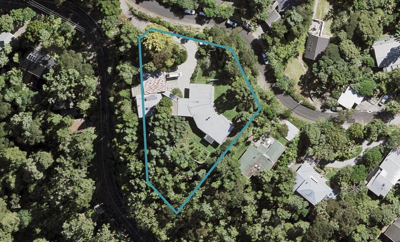 1 Opou Road, Titirangi, Auckland - Carousel 1