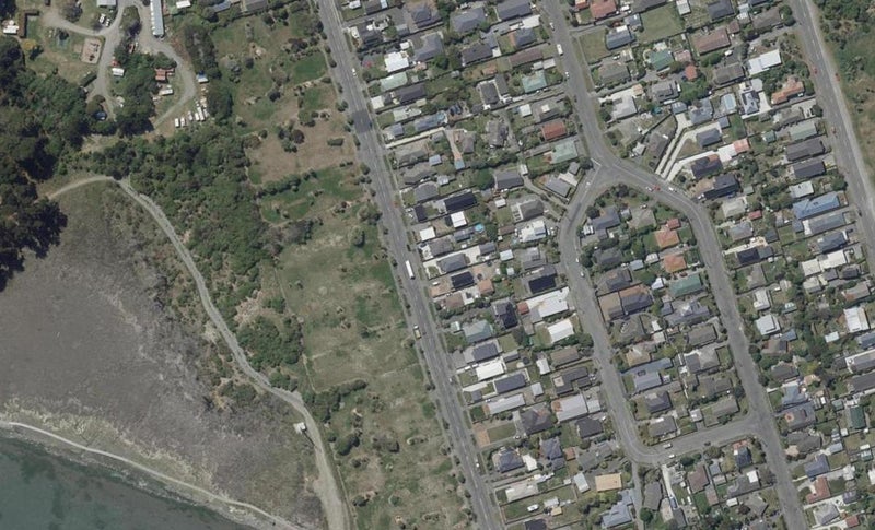 377 Estuary Road, South New Brighton, Christchurch - Carousel 1