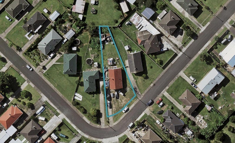 32 Cooper Crescent, Otara, Auckland - Carousel 1