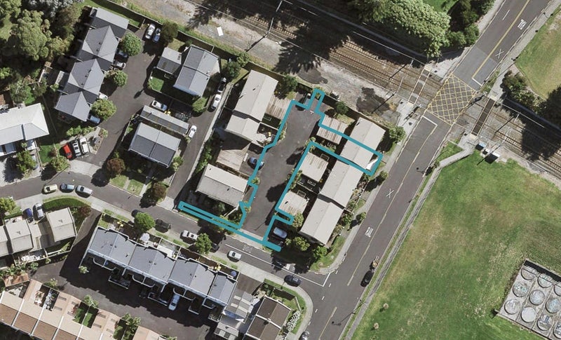 3 Mt Lebanon Lane, Henderson, Auckland - Carousel 1