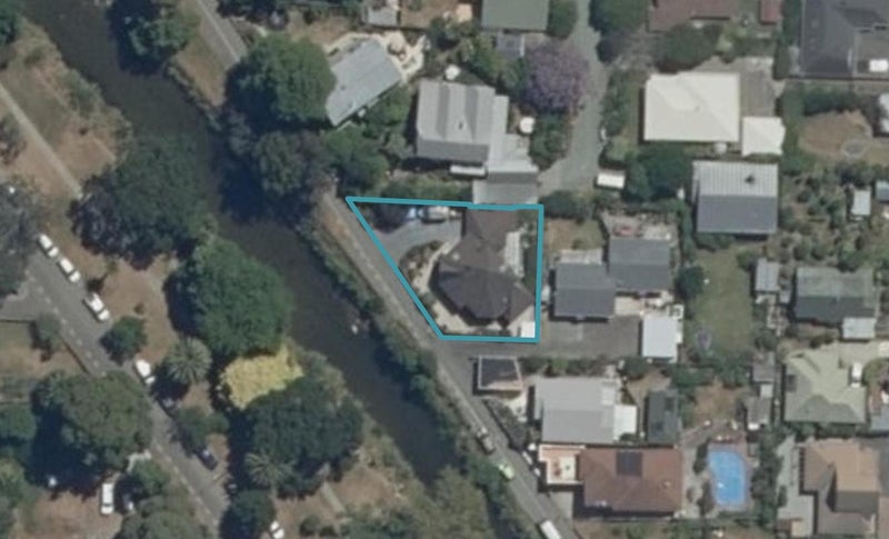 12 Avon Terrace, The Wood, Nelson - Carousel 1