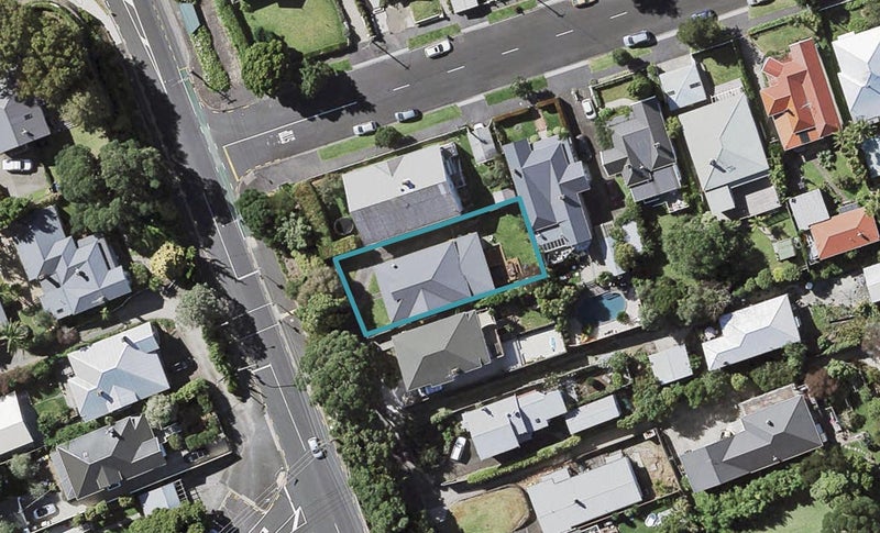 24 Lake Road, Devonport, Auckland - Carousel 1