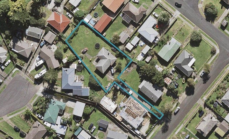 5 Rush Place, Mangere, Auckland - Carousel 1