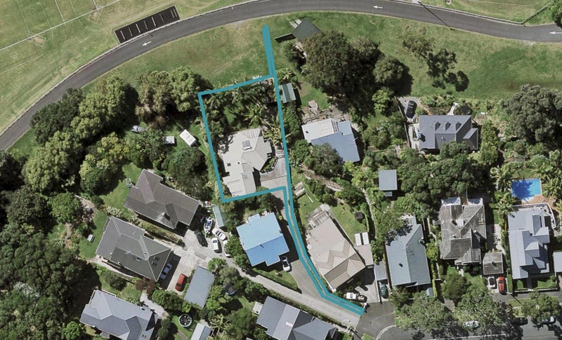 49 Glen Road, Stanley Point, Auckland - Carousel 1